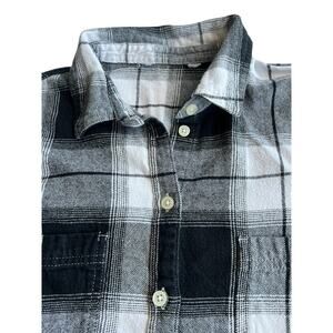 Black & white flannel button down shirt, women's size M